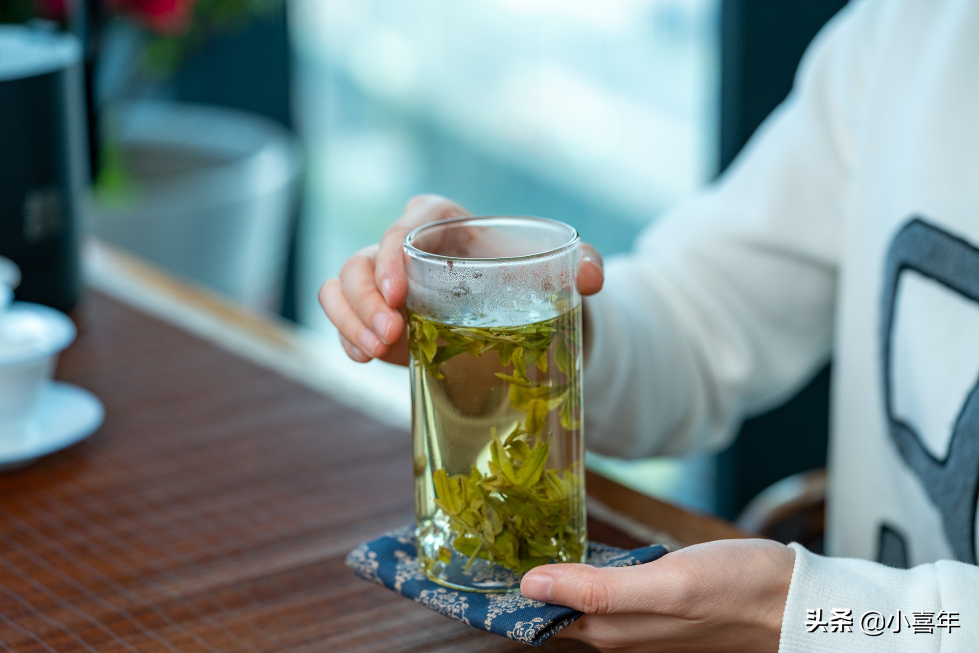 怎么冲泡龙井茶好喝呢图片,龙井茶怎么冲泡才能保持最佳口感