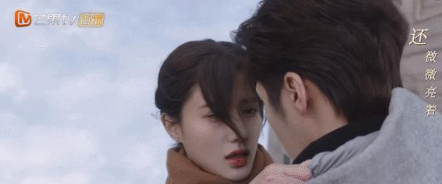 胸罩*点露**，花式泳衣，这些辣眼睛的操作，导演肚子里没一点墨水吗