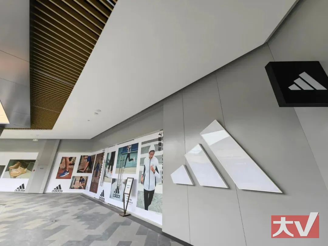 奥特莱斯南宁大牌,奥特莱斯可以玩吗