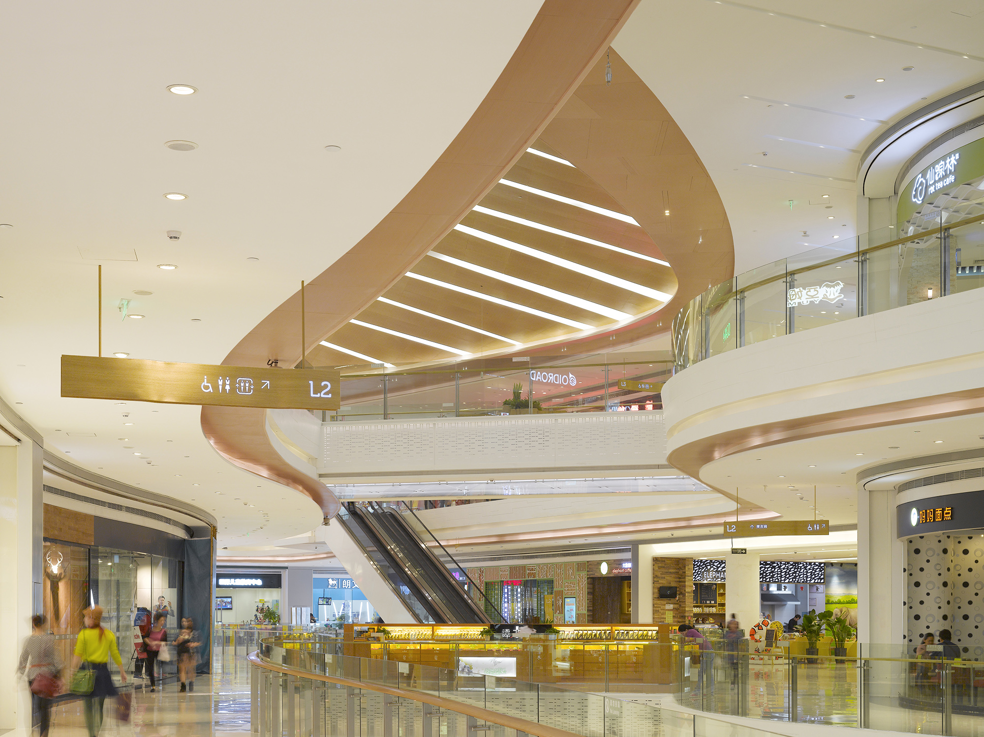 龙华九方购物中心地铁,龙华九方城购物中心