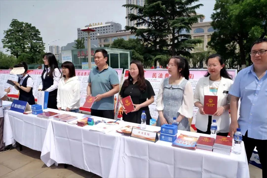 “法”在身边“典”亮生活——烟台市“民法典宣传月”活动掠影