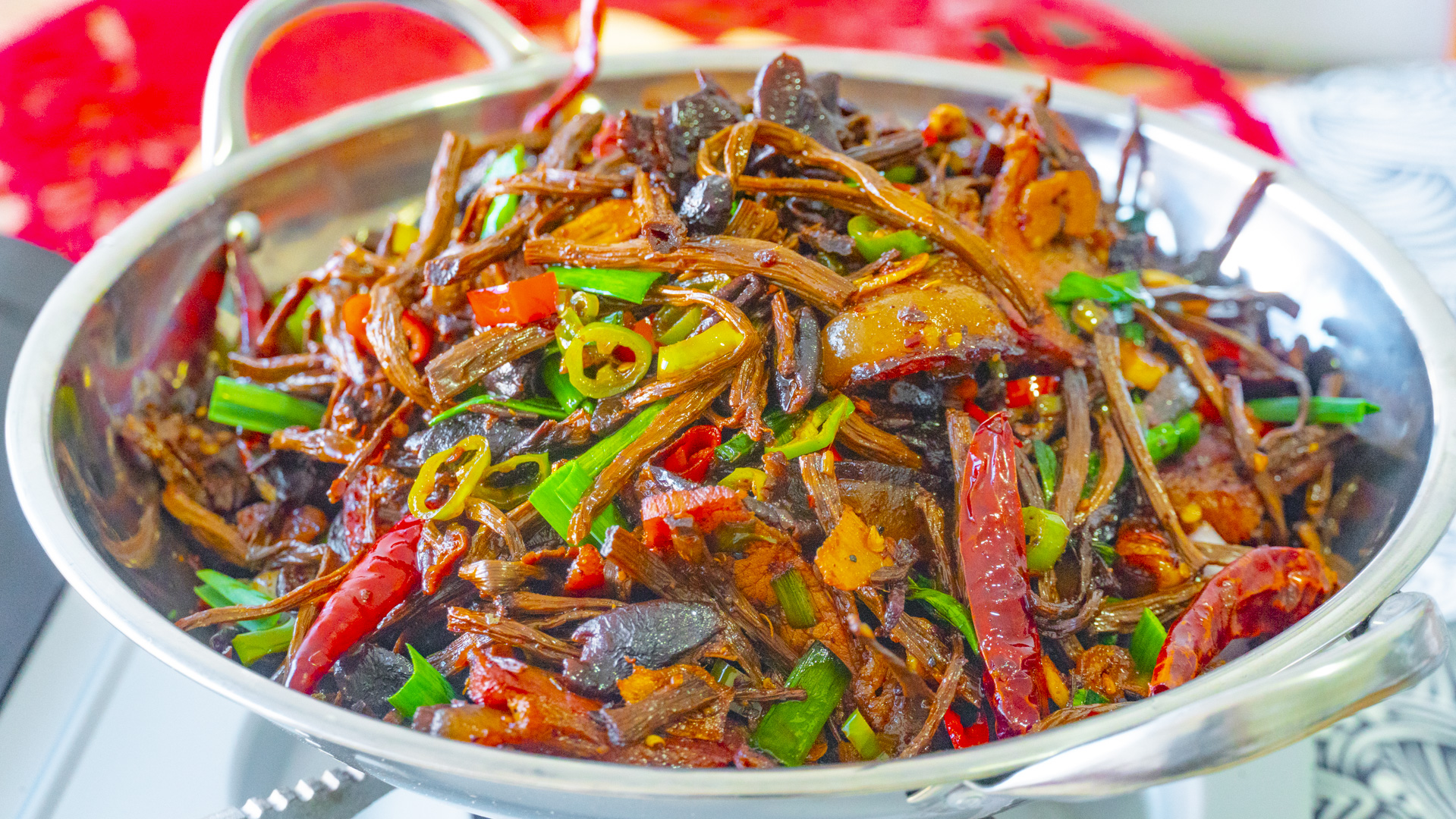 12道下饭咸香开胃的家常菜,超过瘾的开胃菜比平时多吃一碗饭