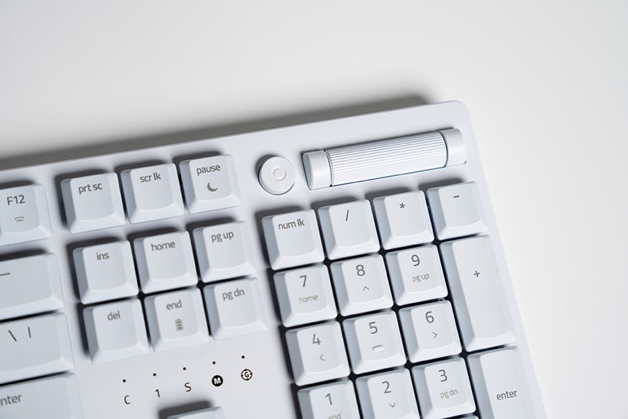 雷蛇噬魂金蝎v2无线版测评,雷蛇噬魂金蝎V2无线版