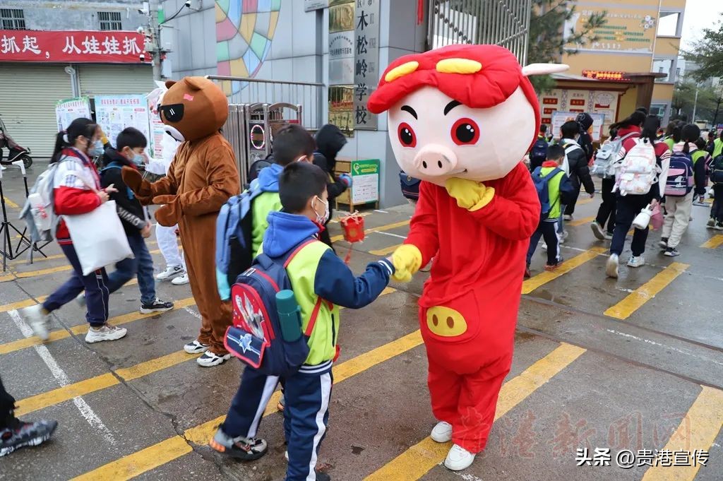 开学花式迎新,广西南宁市花式开学