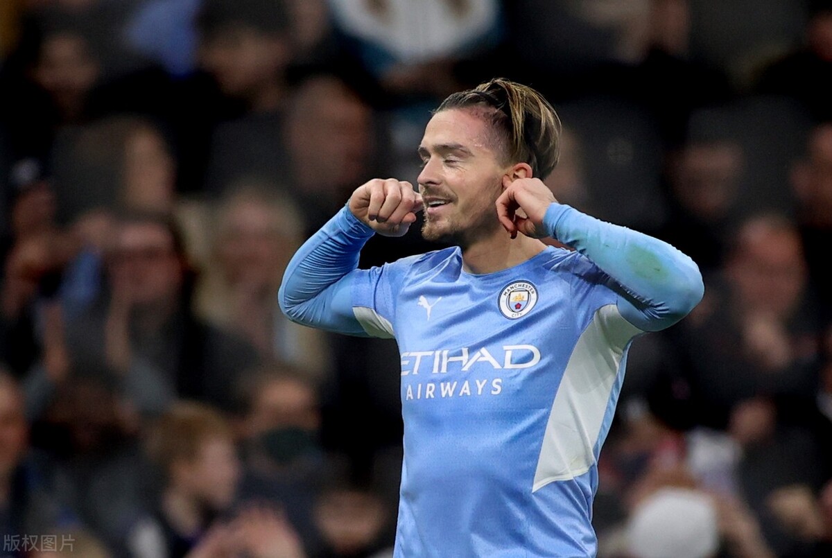 无解的7-0，轰31脚+64%控球！2.5亿劲旅遭狂揍，曼城争冠毫不留情