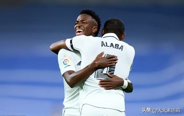 本泽马加盟皇马11年,本泽马今年获得的奖杯