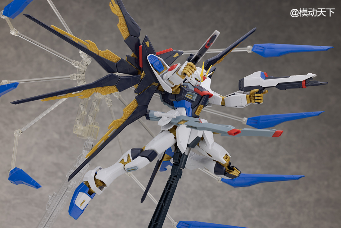 万代基地限定mg完美强袭,万代mg创制强袭配色方案