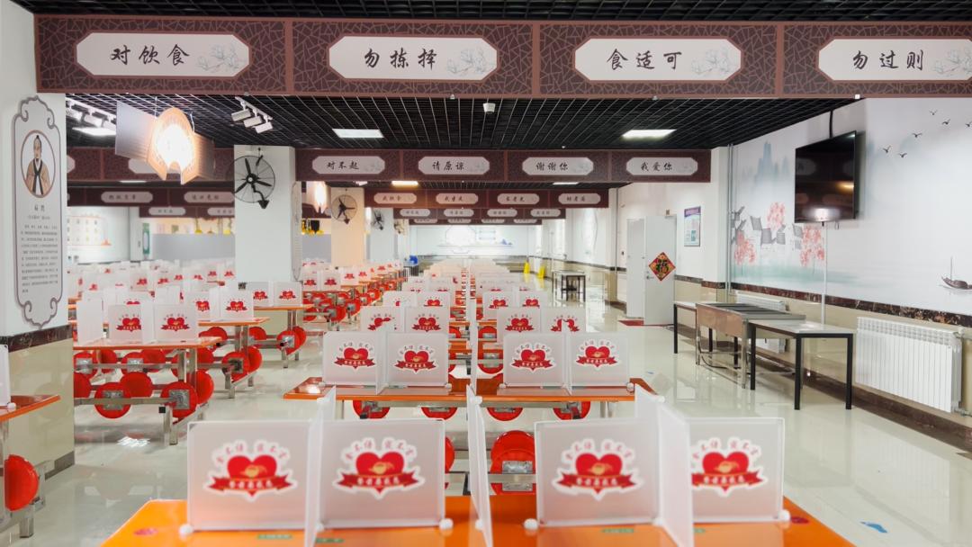 大连这个学校怎么样,大连的学校在山上