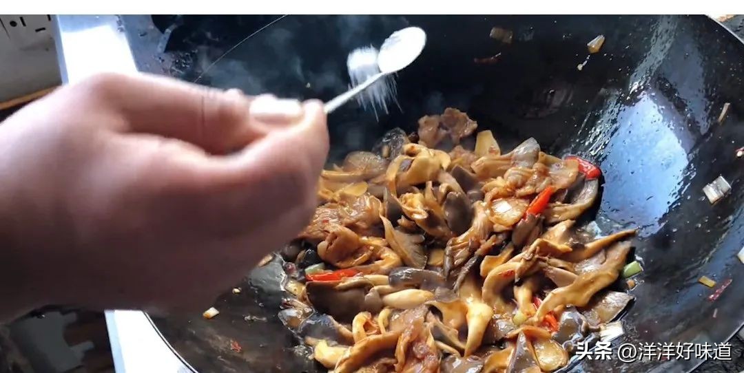 父母有尿毒症孩子有尿毒症的概率,小孩得尿毒症跟吃东西有关系吗