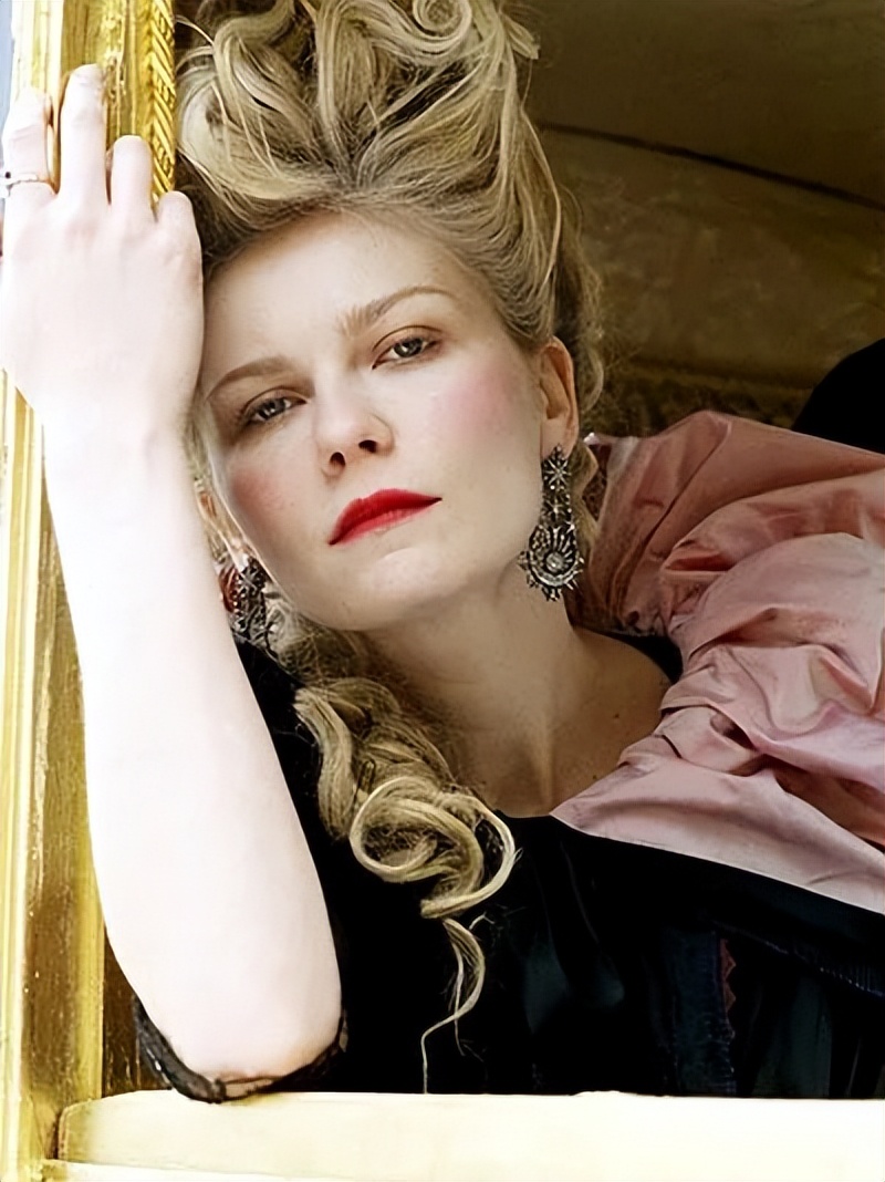 鐢靛奖閲岀殑缁忓吀鐝犲疂,缁忓吀鐢靛奖涓殑缁忓吀鐝犲疂