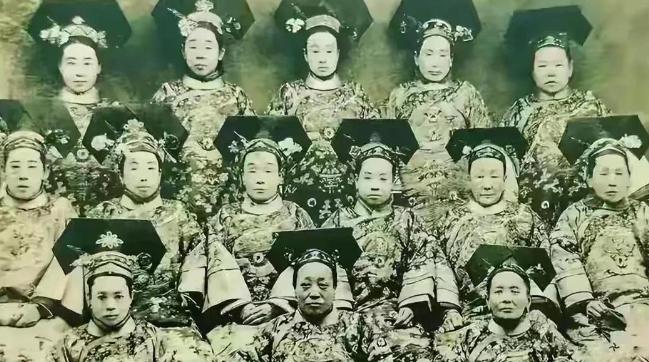 经典老照片奥巴马,奥巴马年轻篮球照片