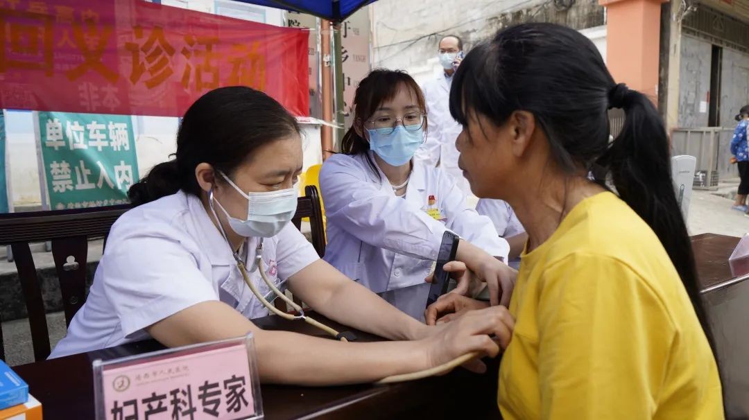 靖西“组团式”帮扶:我为群众送健康第三站—魁圩乡中心卫生院