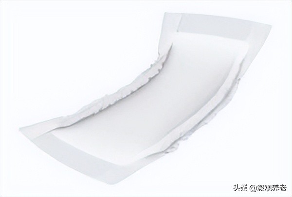 成人纸尿裤的正确使用方法,老人常穿纸尿裤有什么坏处