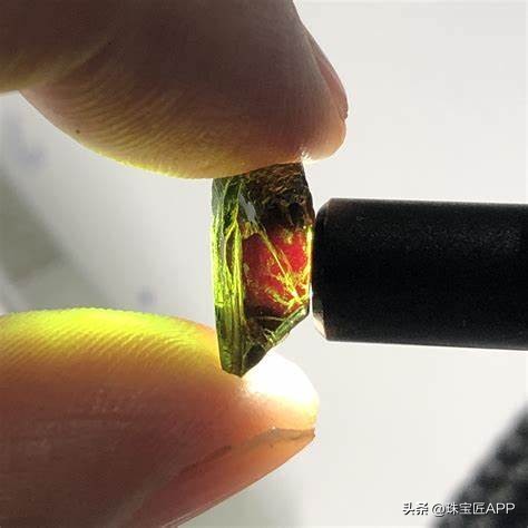 具有变彩效应的宝石有哪些,宝石特殊光学效应是什么