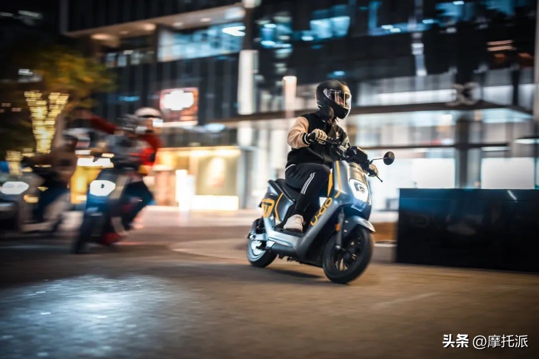 五羊本田新u-go电动摩托车评测,五羊本田u-gogt版电摩