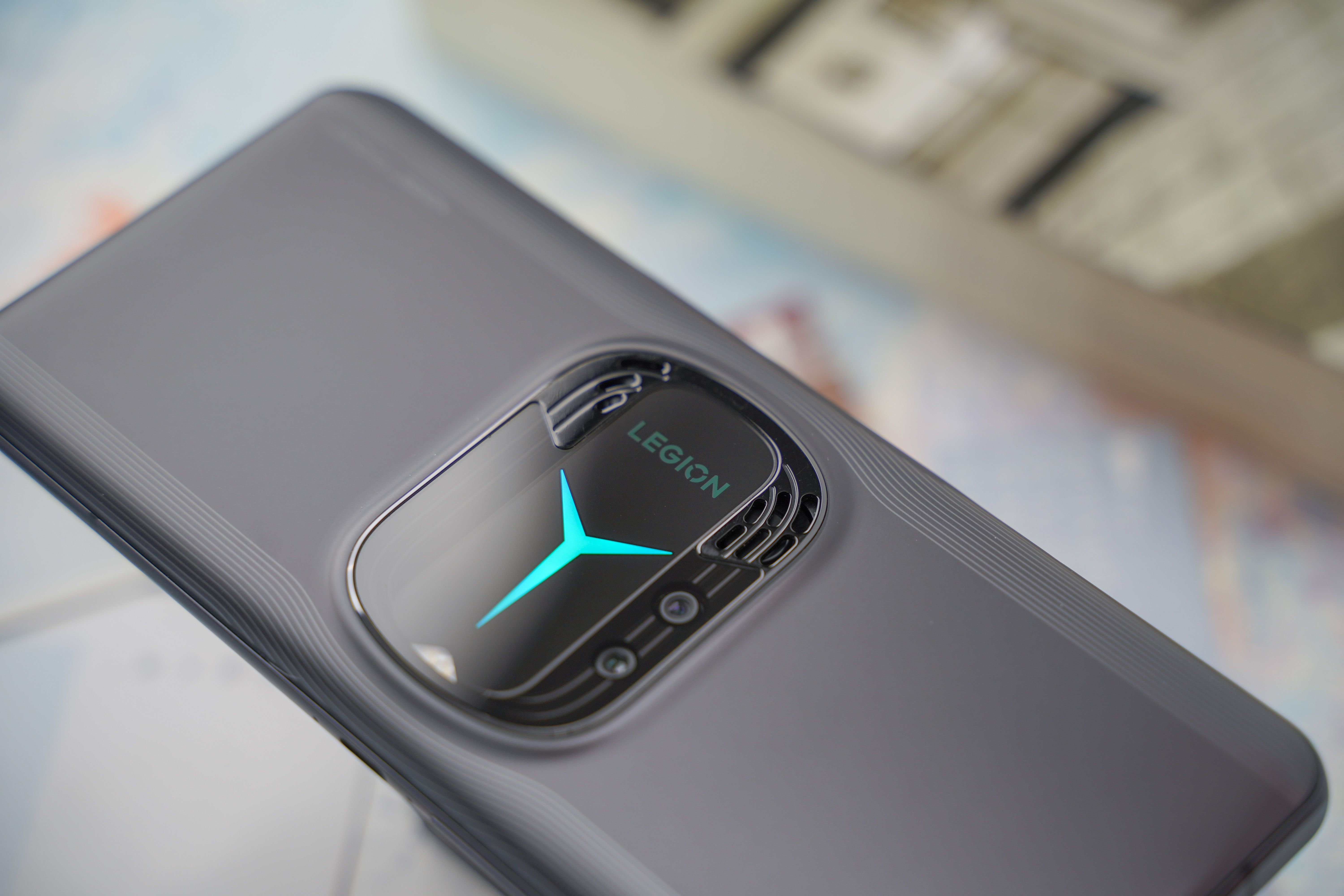 联想拯救者y90玩游戏发烫吗,联想拯救者y90有屏幕压感吗