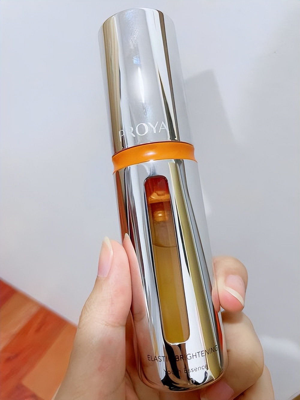 适合偏黄暗沉干燥肌肤的精华,补水美白祛黄提亮肤色精华推荐