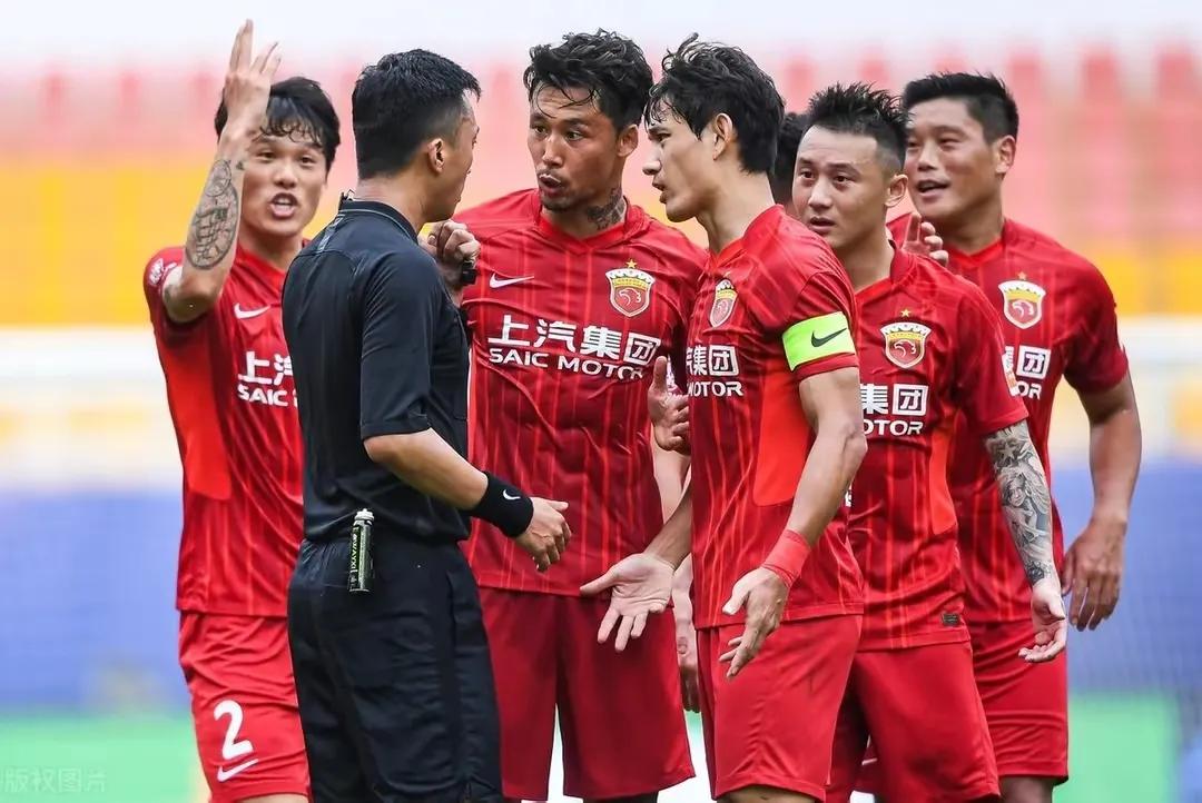 中超联赛第二阶段争冠组最新排名,中超最新积分榜武汉三镇输给谁了