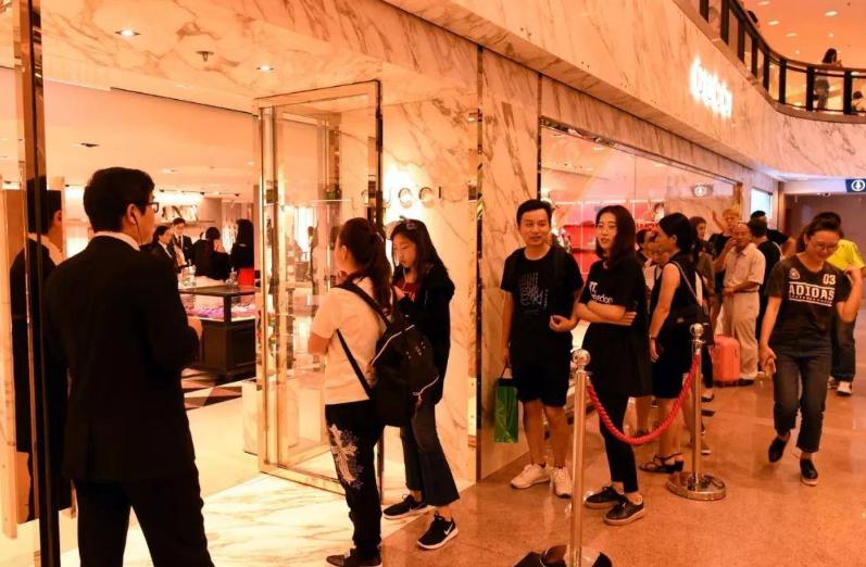 中国奢侈品市场的发展和缺陷,如今中国的奢侈品是什么