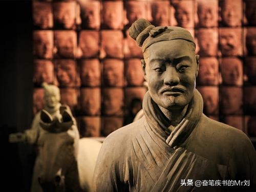 秦始皇兵马俑艺术风格和艺术价值,兵马俑着色