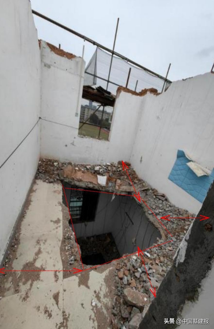 广州致11伤车祸现场恢复秩序,致2死3伤广东一在建建筑坍塌