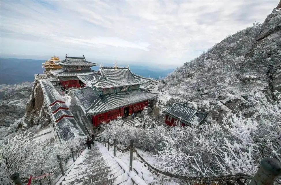 丽江老君山冬季旅游攻略,老君山冬季自驾攻略