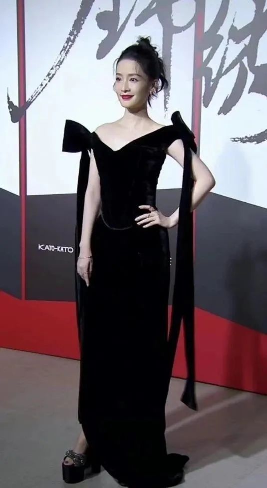 这一年，内娱女星千姿百态，唯这3种“惊艳”，牢牢抓住了我眼球