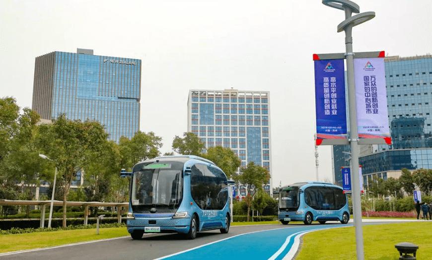 宇通客车半年业绩,宇通客车上半年实现营收826亿元