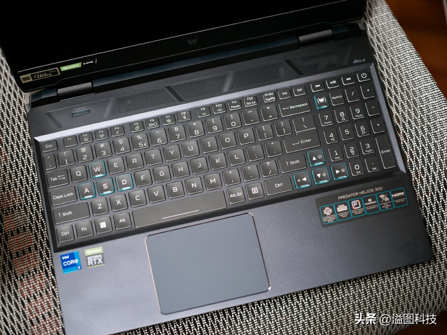 持续进化的游戏,宏碁掠夺者战斧300和拯救者r9000p