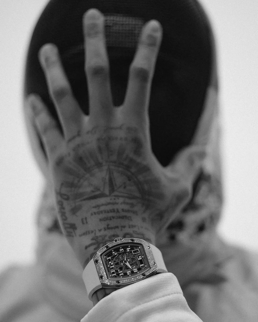 浪琴和万国哪个牌子更好一点,欧米茄浪琴卡地亚万国帝舵哪个好