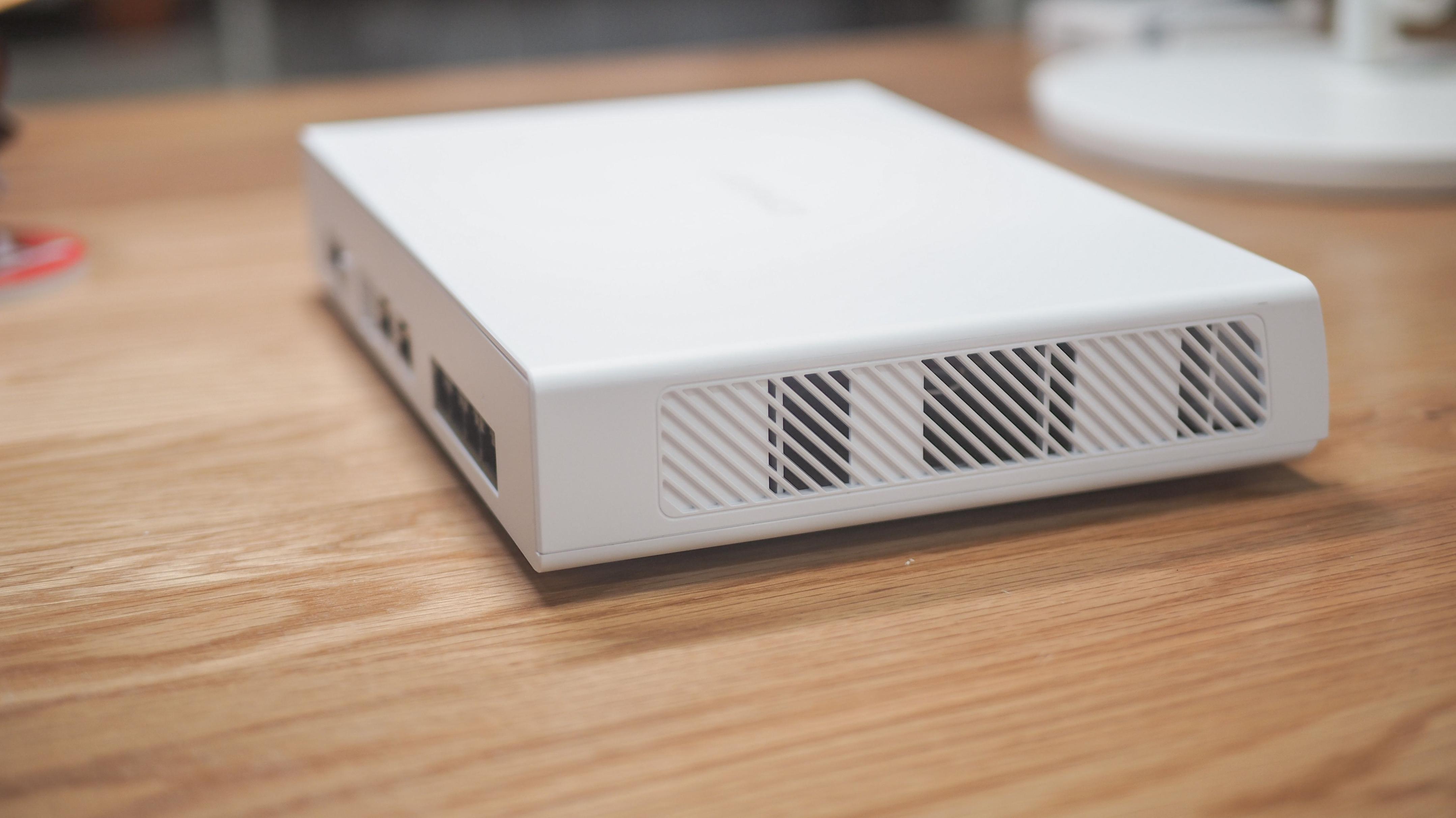 威联通301w路由器测评,威联通301w测评