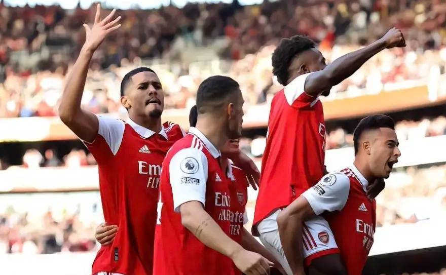 阿森纳vs诺丁汉大面积轮换了吗,阿森纳后防为什么不搞轮换