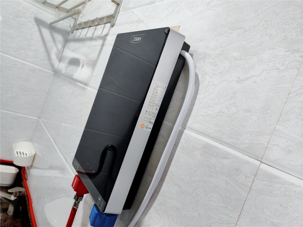 奥特朗即热式电热水器到底好用吗,奥特朗即热变频式热水器的测评