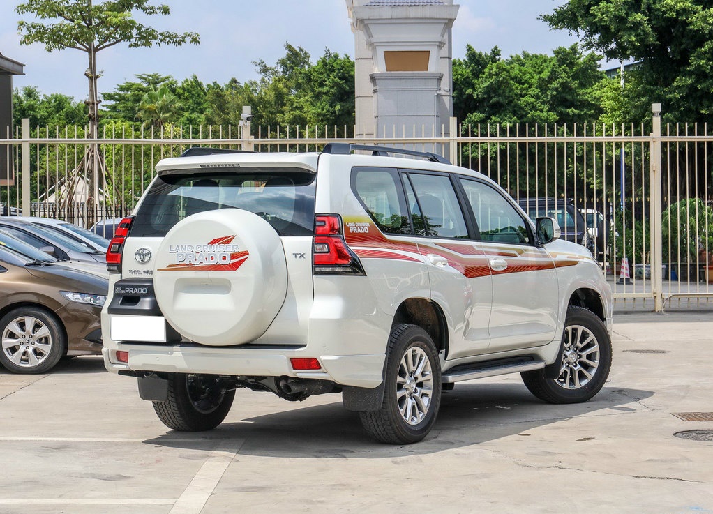 丰田霸道最新款最高配外观,丰田霸道改款