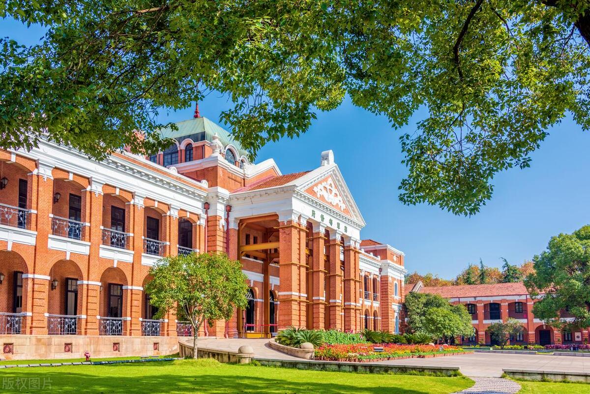 武汉武昌区著名的旅游景点有哪些,第一次到武汉必游景点