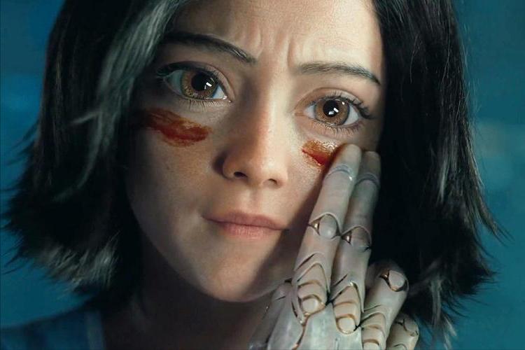 影片中的捏造故事，是艺术品的创作本质，从而实现“自然”