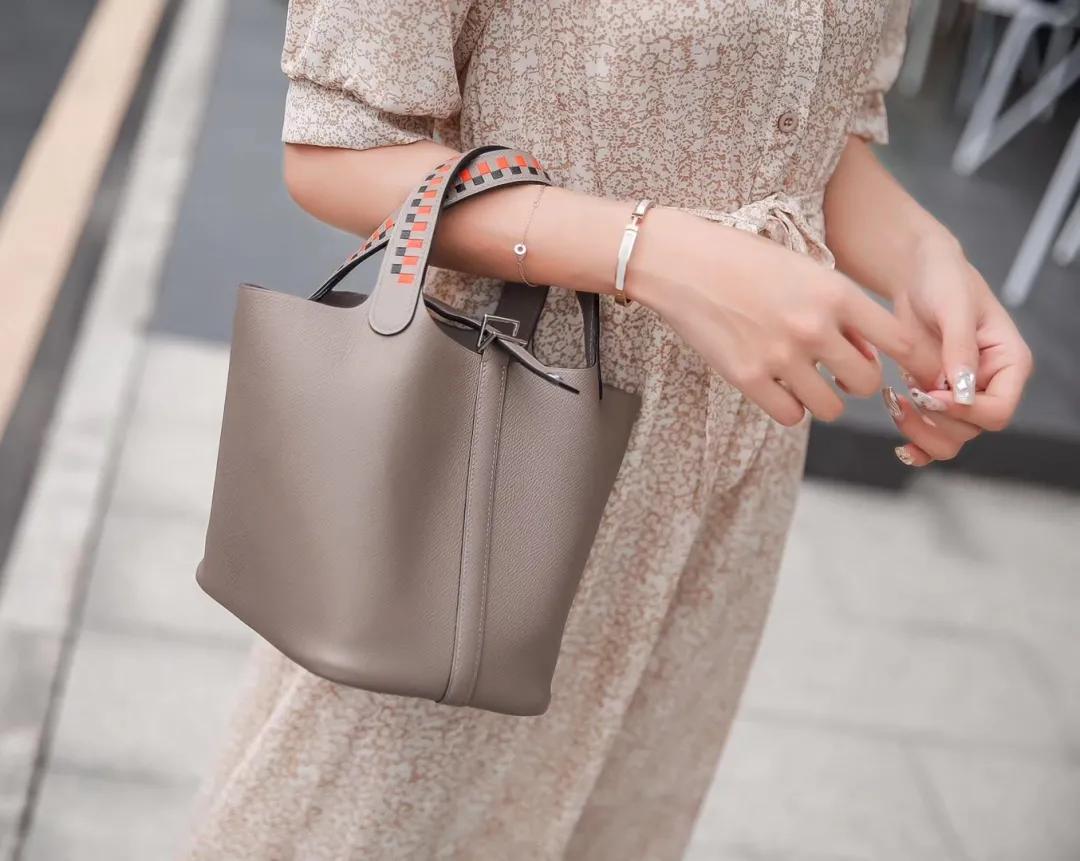 爱马仕入门级菜篮子多少钱,爱马仕菜篮子开箱视频