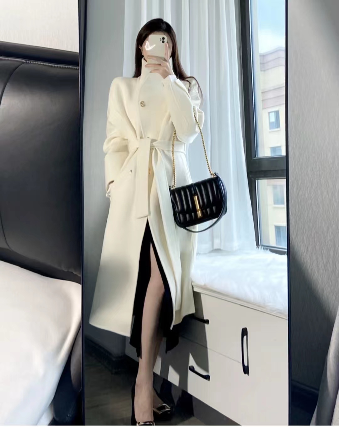 呢子大衣配高跟鞋的穿搭高级感,韩剧女主穿搭秋冬大衣搭配高跟鞋