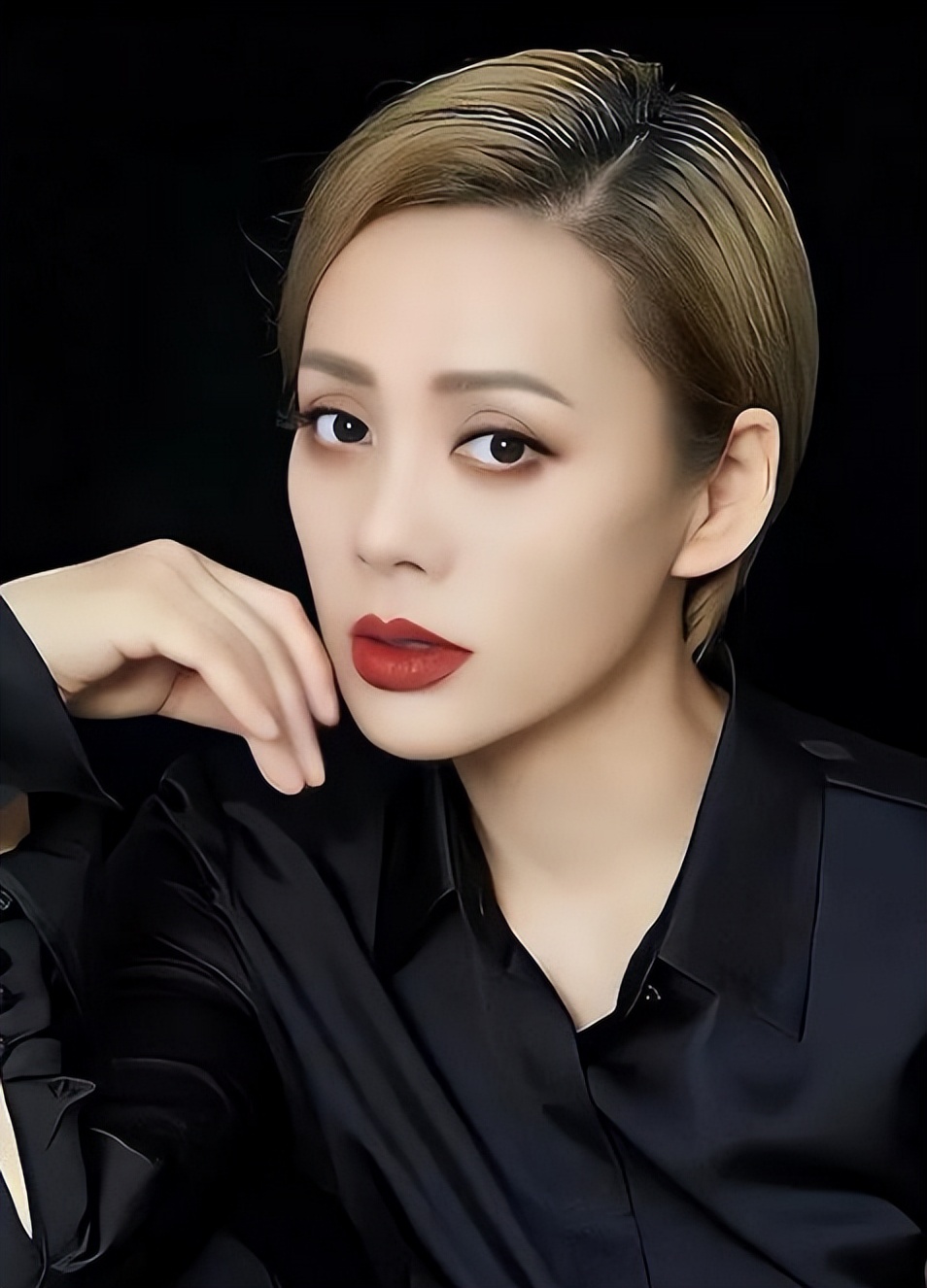 都说发型决定颜值,都说剪寸头能看出颜值