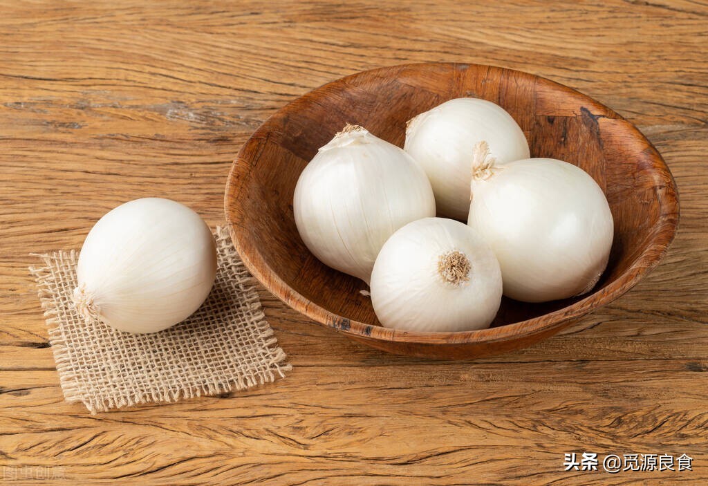 黄皮洋葱和红皮洋葱哪个好,黄皮洋葱和紫皮洋葱的区别