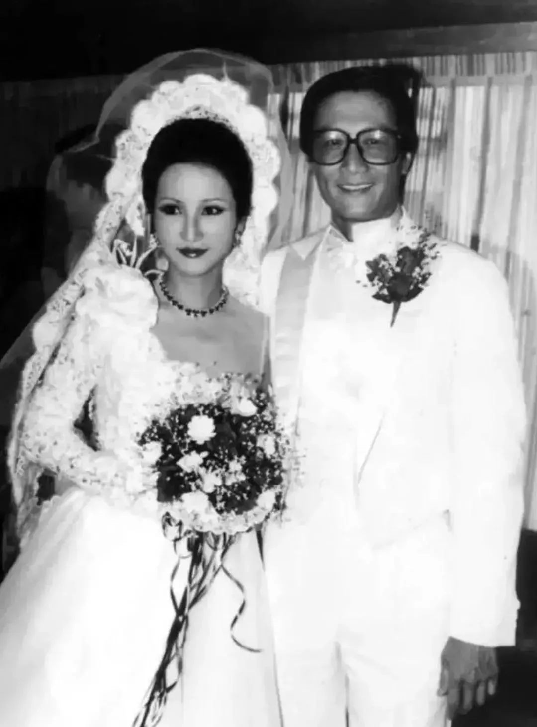 谢贤李小龙谁大,谢贤成龙