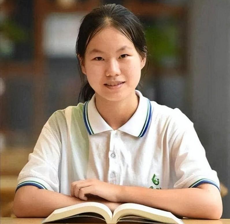 广东16岁女孩懒得考清华北大,广东一名女孩放话不考清华北大