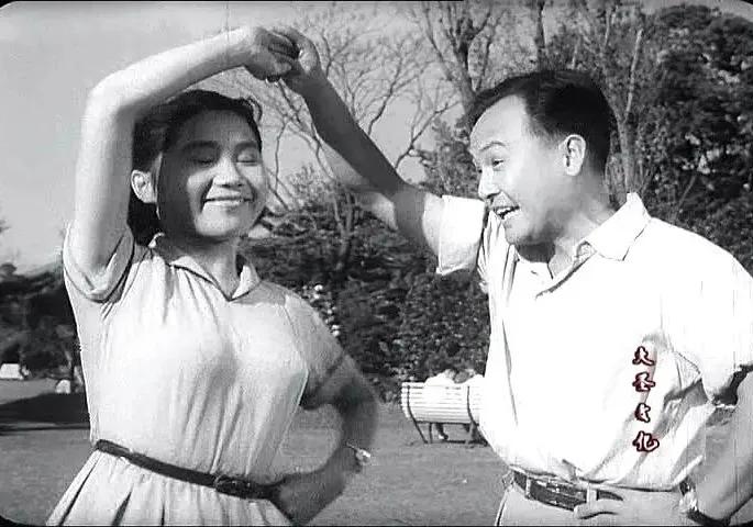 老电影小足球队完整版,电影小足球队1965