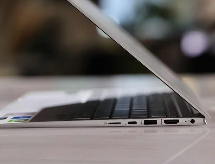 如何挑选适合自己的轻薄本,轻薄本到底该如何挑选