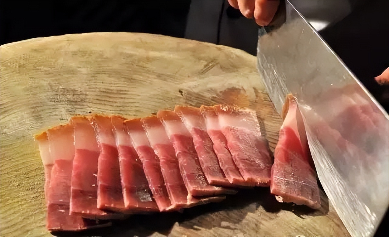 去云南必吃的10种美食,去云南这4道美食一定要品尝