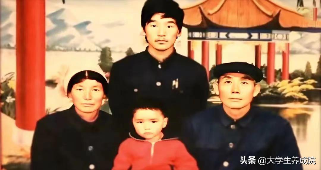 阿云嘎从草原少年成长为王子,阿云嘎在草原上生活了多久