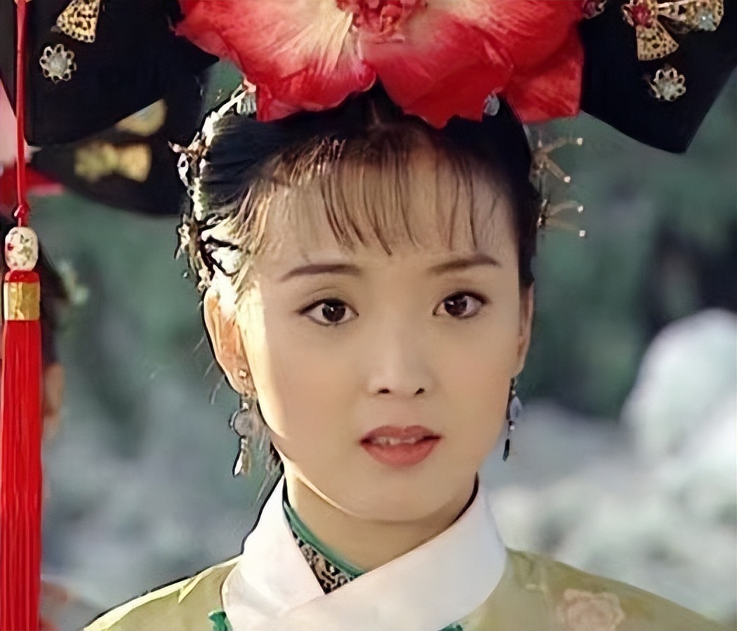 王艳23岁嫁入豪门跟老公差几岁,王艳嫁入豪门真实生活