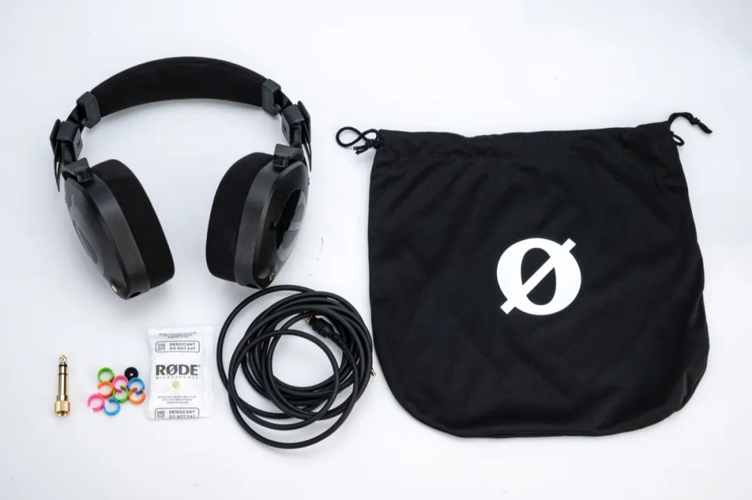 罗德麦克风一拖二监听使用方法,罗德麦克风日常使用