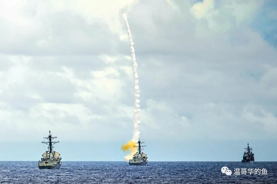 美国航母打击群的航渡与补给