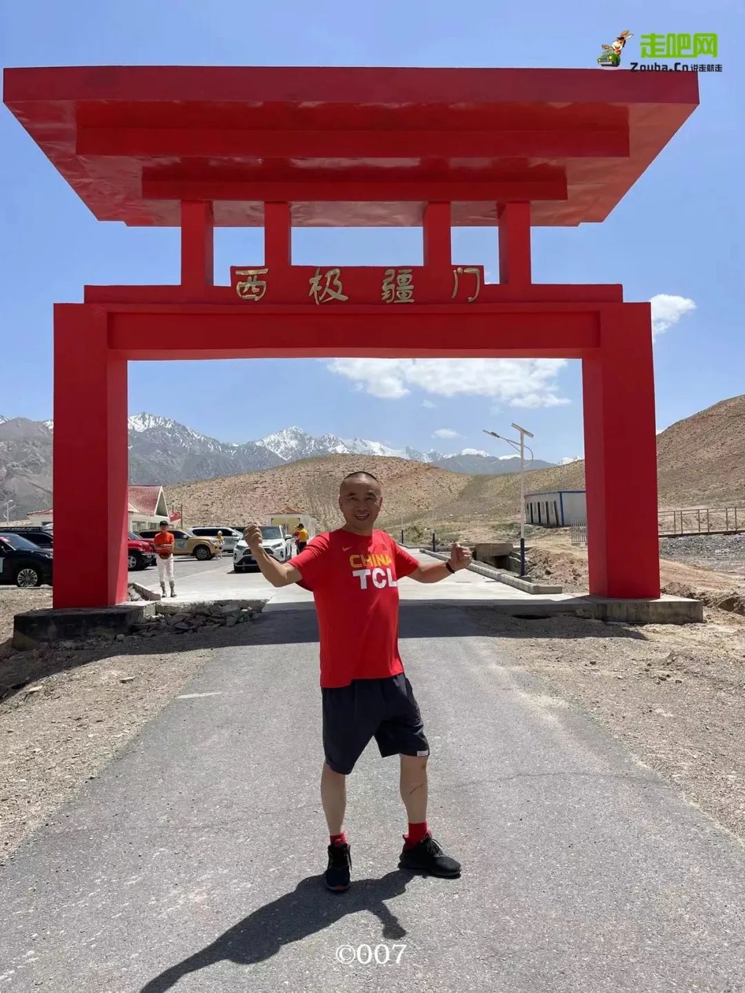 他16岁白手起家，立下十一个“亿”的目标，50岁已走过世界120国